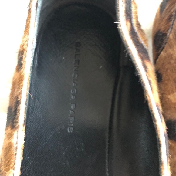 🌺 💯 authentic balenciaga studded flats 🌺 - Picture 6 of 11